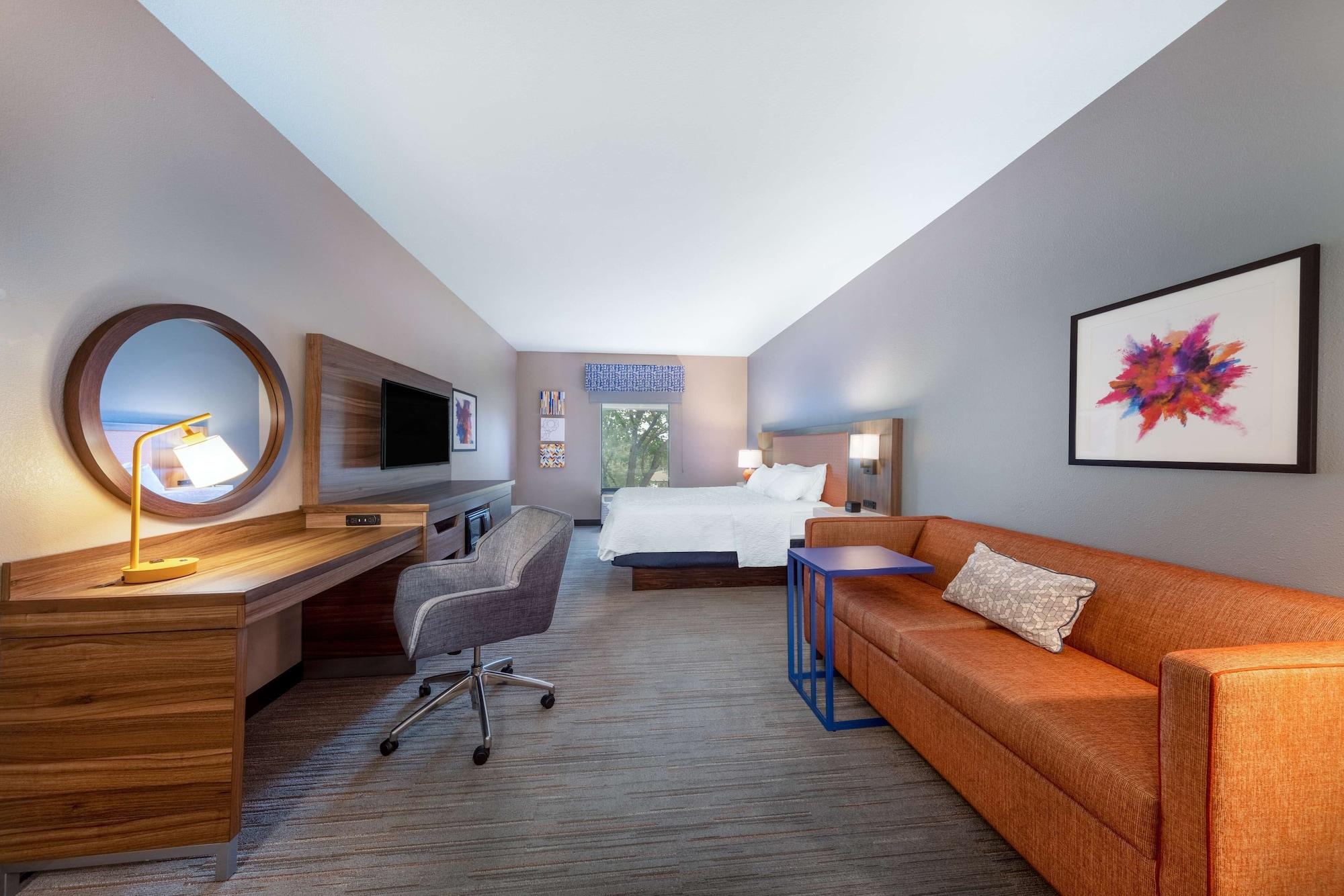 Hampton Inn Сент-Роберт Экстерьер фото