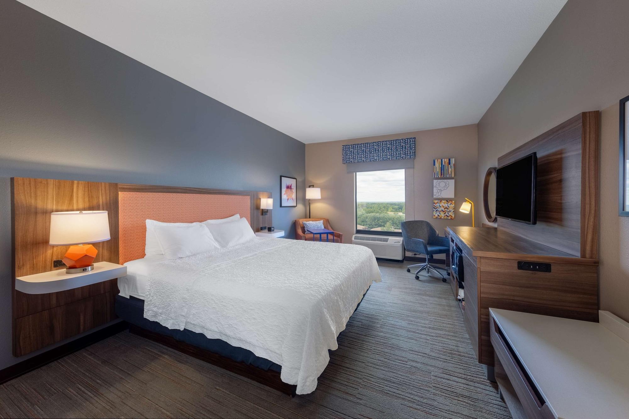 Hampton Inn Сент-Роберт Экстерьер фото